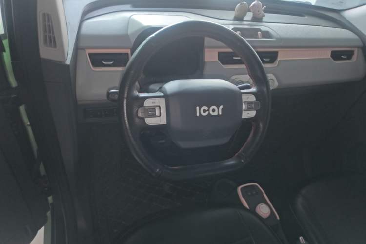 Used Chery QQ Ice Cream 2022 170km Sundae Phosphate Lithium-Ion Steering Wheel