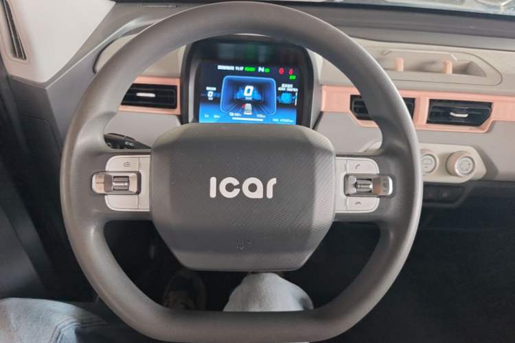 Used Chery QQ Ice Cream 2022 170km Sundae Phosphate Lithium-Ion Steering Wheel