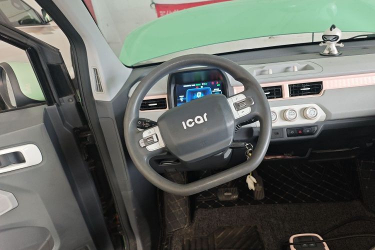 Used Chery QQ Ice Cream 2022 120km Conical Shape Lithium Iron Phosphate Steering Wheel