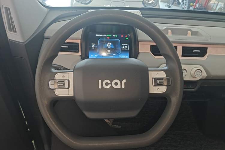 Used Chery QQ Ice Cream 2022 120km Conical Shape Lithium Iron Phosphate Steering Wheel