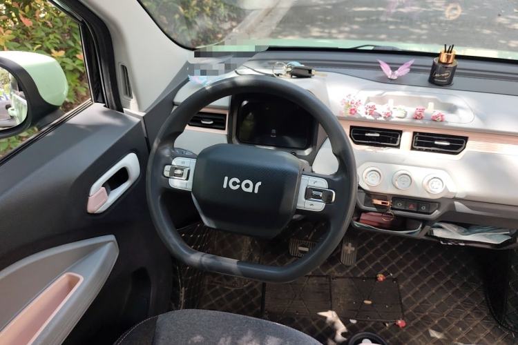 Used Chery QQ Ice Cream 2022 170km Sundae Phosphate Lithium-Ion Steering Wheel