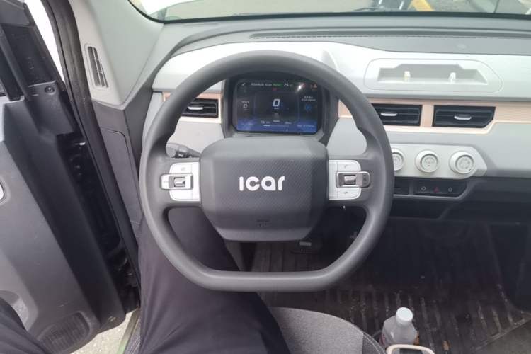 Used Chery QQ Ice Cream 2022 120km Conical Shape Lithium Iron Phosphate Steering Wheel