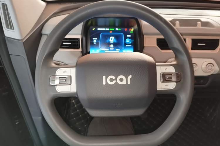 Used Chery QQ Ice Cream 2022 170km Sundae Phosphate Lithium-Ion Steering Wheel