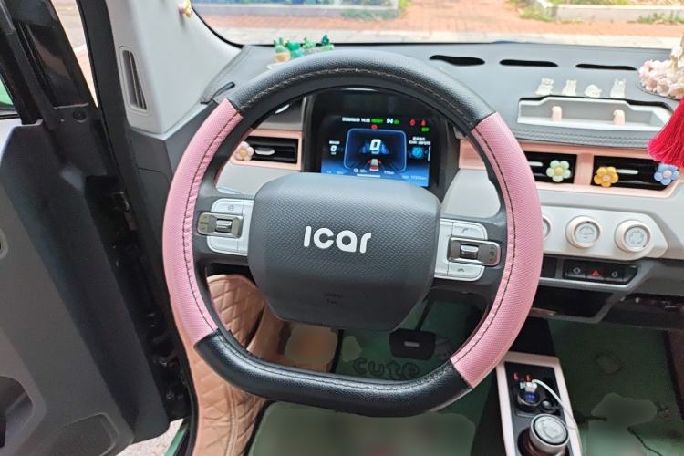 Used Chery QQ Ice Cream 2022 170km Sundae Phosphate Lithium-Ion Steering Wheel