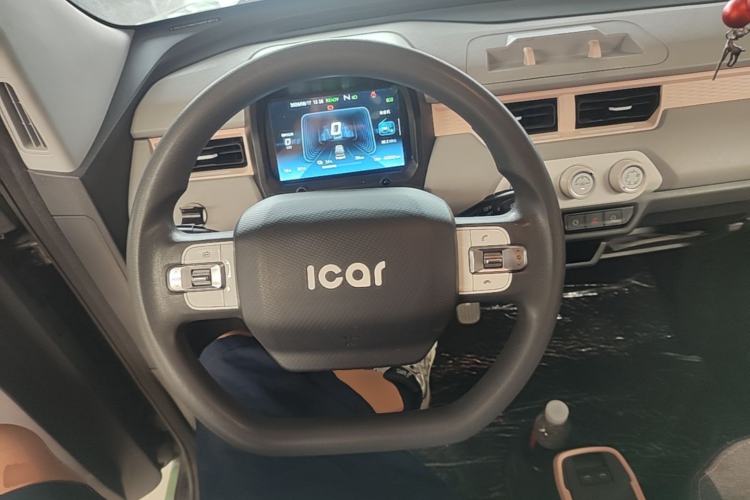 Used Chery QQ Ice Cream 2022 120km Conical Shape Lithium Iron Phosphate Steering Wheel