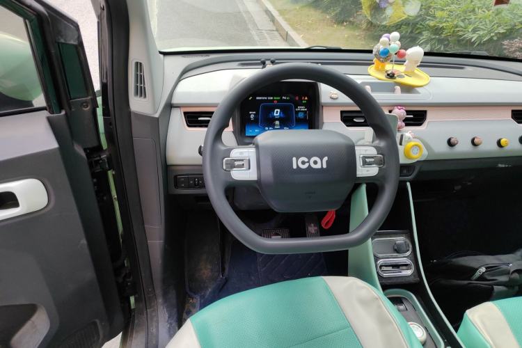 Used Chery QQ Ice Cream 2022 120km Conical Shape Lithium Iron Phosphate Steering Wheel