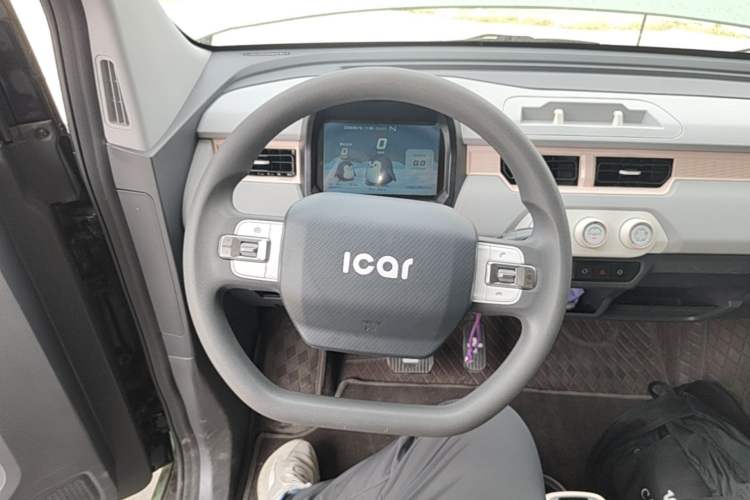 Used Chery QQ Ice Cream 2022 170km Sundae Phosphate Lithium-Ion Steering Wheel