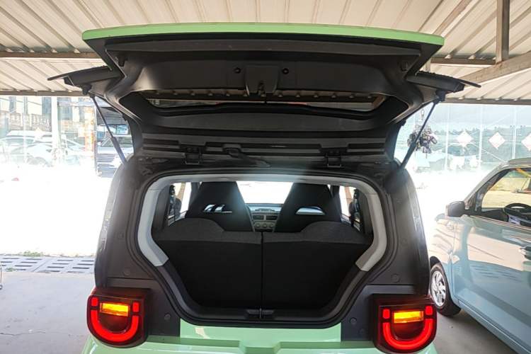 Used Chery QQ Ice Cream 2022 170km Sundae Ternary Lithium Trunk