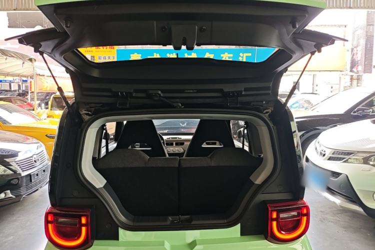 Used Chery QQ Ice Cream 2022 170km Sundae Phosphate Lithium-Ion Trunk