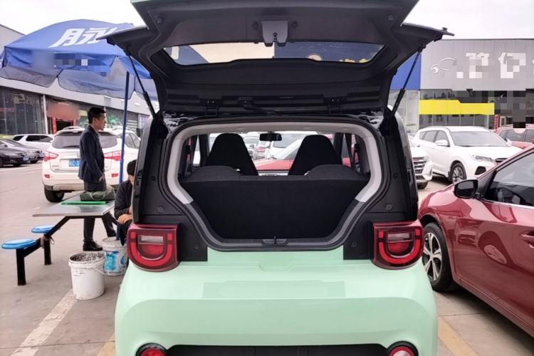 Used Chery QQ Ice Cream 2022 120km Conical Shape Lithium Iron Phosphate Trunk