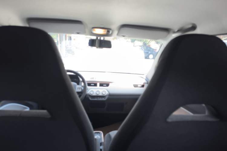 Used Chery QQ Ice Cream 2022 170km Sundae Phosphate Lithium-Ion Headliner