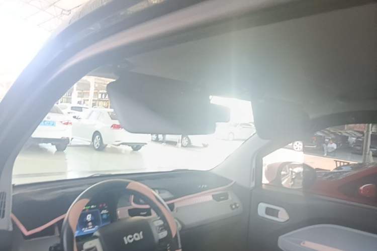 Used Chery QQ Ice Cream 2022 120km Conical Shape Lithium Iron Phosphate Headliner