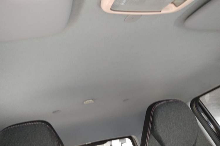 Used Chery QQ Ice Cream 2022 Pudding Model Headliner