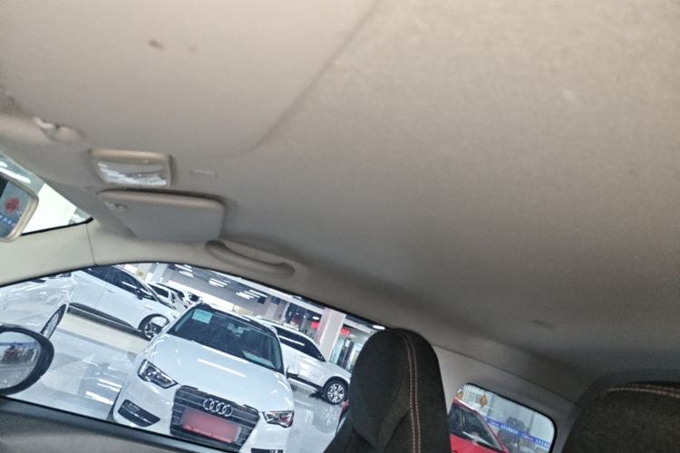 Used Chery QQ Ice Cream 2022 170km Sundae Phosphate Lithium-Ion Headliner