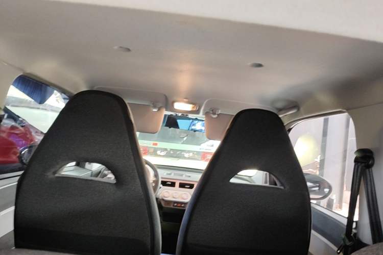 Used Chery QQ Ice Cream 2022 170km Sundae Phosphate Lithium-Ion Headliner