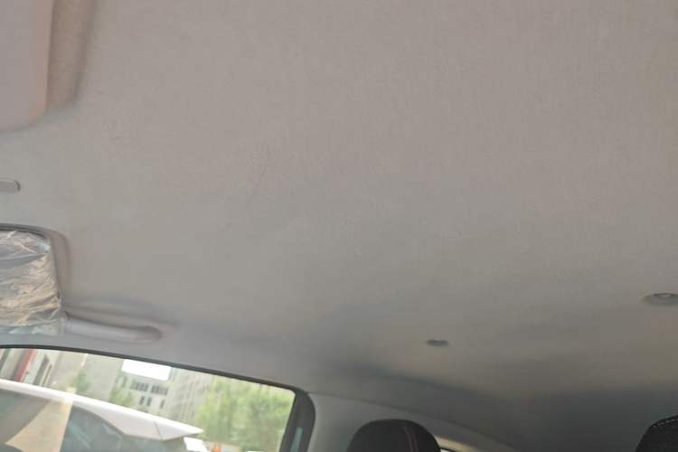 Used Chery QQ Ice Cream 2022 120km Conical Shape Lithium Iron Phosphate Headliner