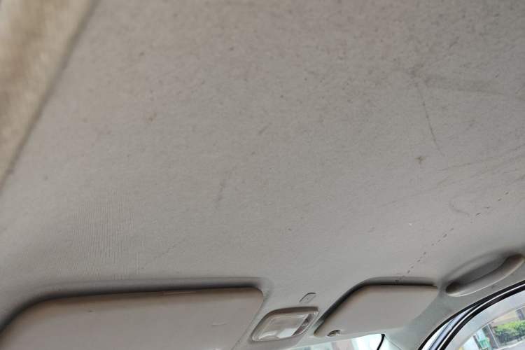 Used Chery QQ Ice Cream 2022 170km Sundae Phosphate Lithium-Ion Headliner