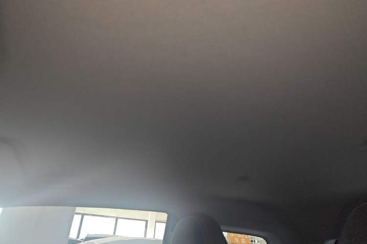Used Chery QQ Ice Cream 2022 170km Sundae Phosphate Lithium-Ion Headliner