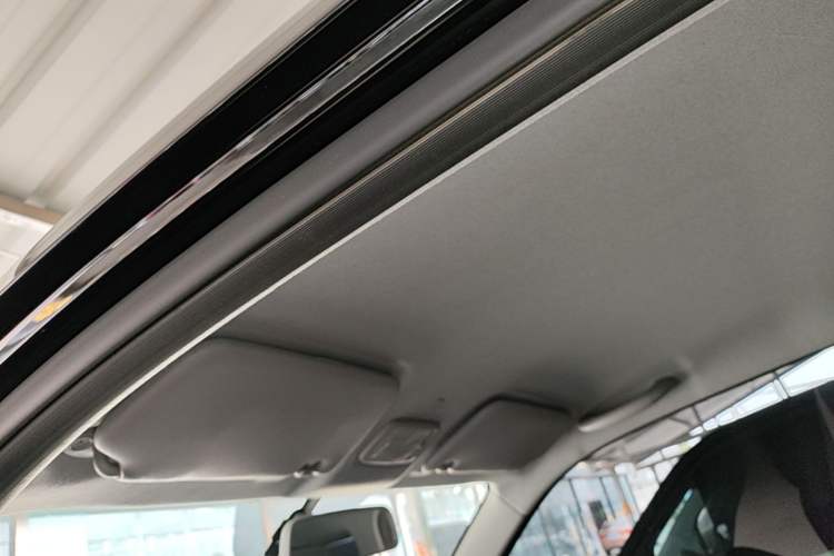 Used Chery QQ Ice Cream 2022 170km Sundae Phosphate Lithium-Ion Headliner