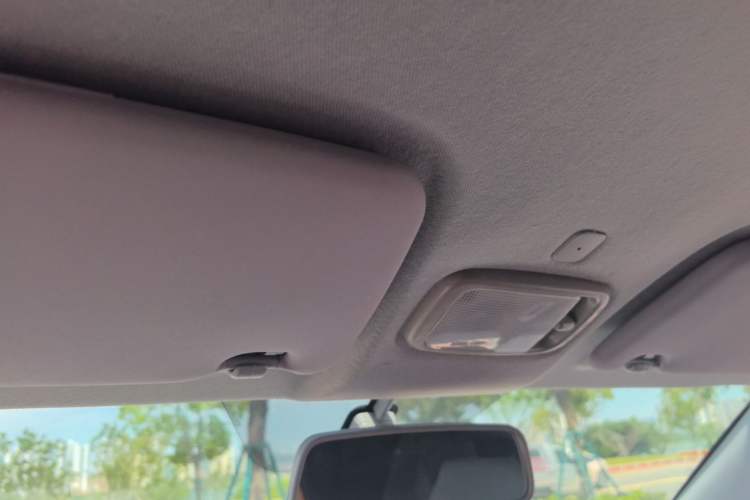 Used Chery QQ Ice Cream 2022 170km Sundae Phosphate Lithium-Ion Headliner