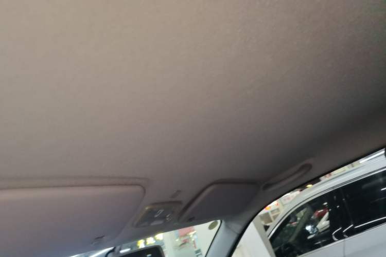 Used Chery QQ Ice Cream 2022 120km Conical Shape Lithium Iron Phosphate Headliner