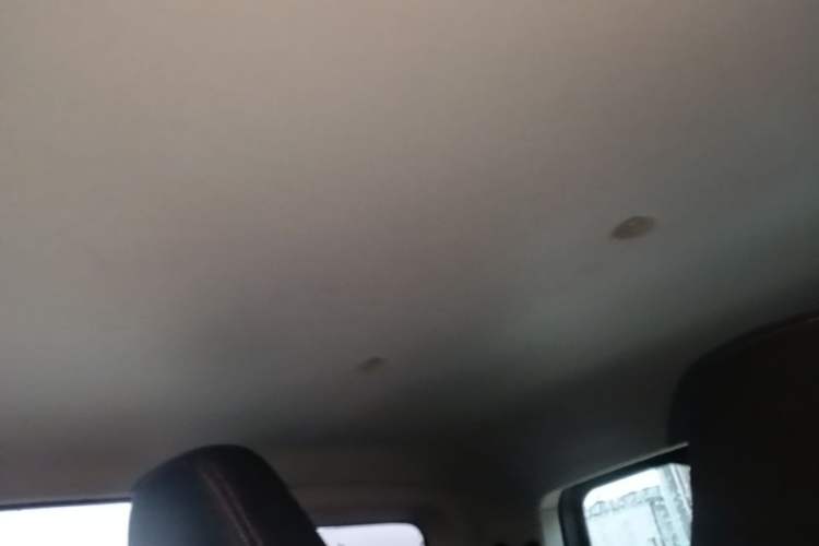 Used Chery QQ Ice Cream 2022 170km Sundae Phosphate Lithium-Ion Headliner