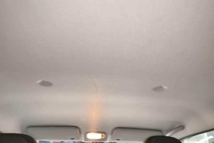 Used Chery QQ Ice Cream 2022 120km Conical Shape Lithium Iron Phosphate Headliner