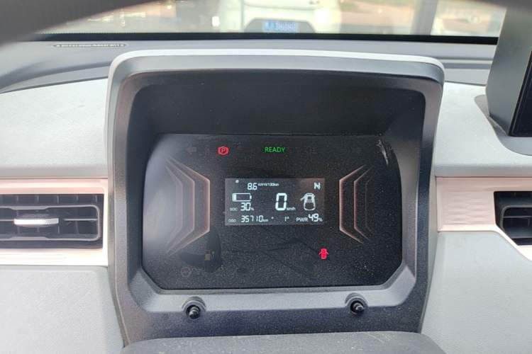 Used Chery QQ Ice Cream 2022 120km Milkshake Phosphate Lithium-Iron Instrument Cluster