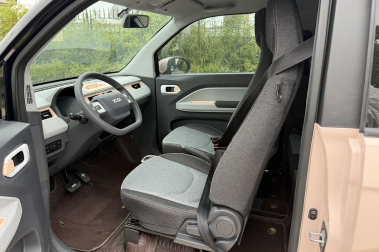 Used Chery QQ Ice Cream 2022 170km Sundae Phosphate Lithium-Ion Interior 1