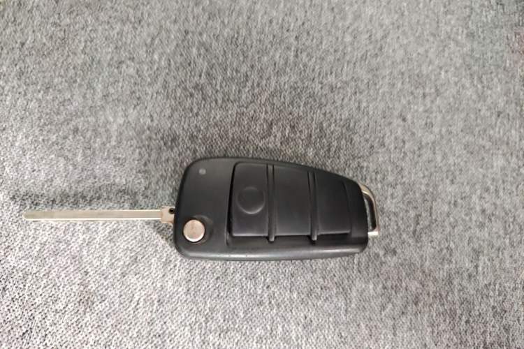 Used Chery QQ Ice Cream 2022 170km Sundae Phosphate Lithium-Ion Interior 1