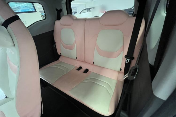 Used Chery QQ Ice Cream 2022 Taohuanxi Sweet Peach Edition Interior 5