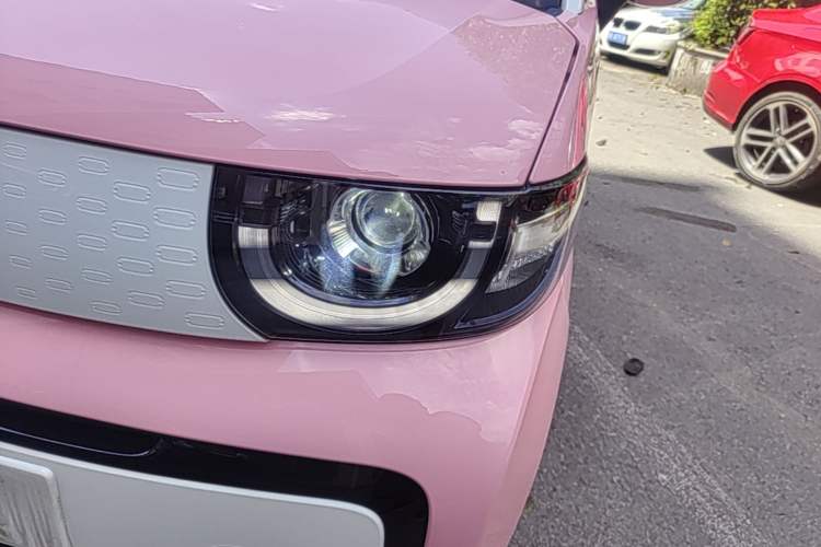 Used Chery QQ Ice Cream 2022 Taohuanxi Sweet Peach Edition Left Front Headlight