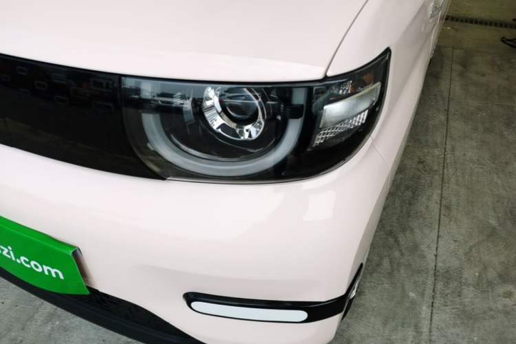 Used Chery QQ Ice Cream 2022 170km Sundae Phosphate Lithium-Ion Left Front Headlight