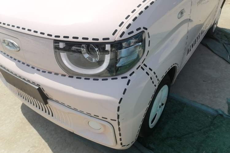 Used Chery QQ Ice Cream 2022 170km Sundae Phosphate Lithium-Ion Left Front Headlight