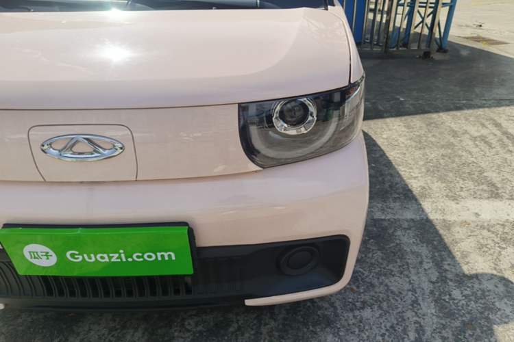 Used Chery QQ Ice Cream 2022 170km Sundae Phosphate Lithium-Ion Left Front Headlight