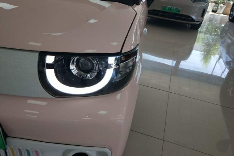Used Chery QQ Ice Cream 2022 170km Sundae Ternary Lithium Left Front Headlight