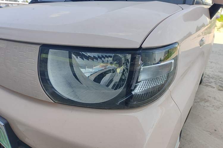 Used Chery QQ Ice Cream 2022 120km Milkshake Phosphate Lithium-Iron Left Front Headlight