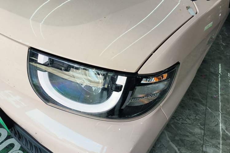 Used Chery QQ Ice Cream 2022 120km Milkshake Phosphate Lithium-Iron Left Front Headlight