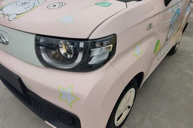 Used Chery QQ Ice Cream 2022 170km Sundae Phosphate Lithium-Ion Left Front Headlight