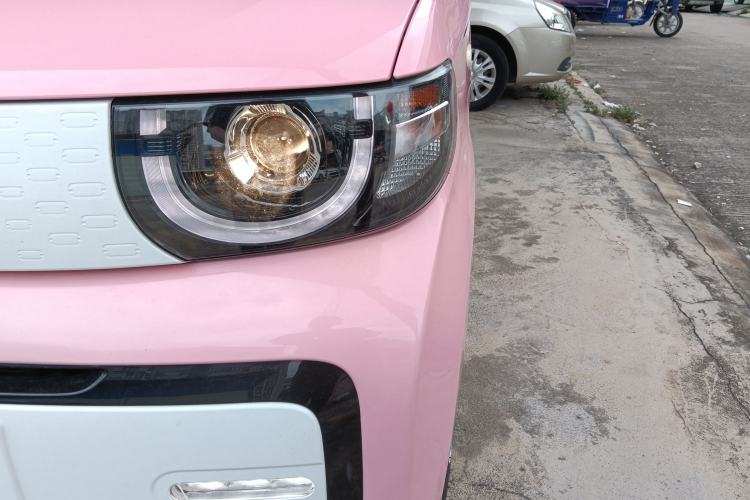 Used Chery QQ Ice Cream 2022 Taohuanxi Sweet Peach Edition Left Front Headlight