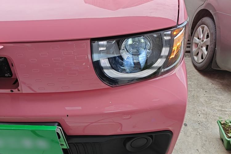 Used Chery QQ Ice Cream 2022 170km Sundae Phosphate Lithium-Ion Left Front Headlight