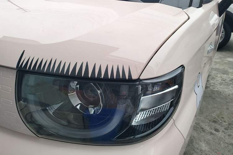 Used Chery QQ Ice Cream 2022 120km Conical Shape Lithium Iron Phosphate Left Front Headlight
