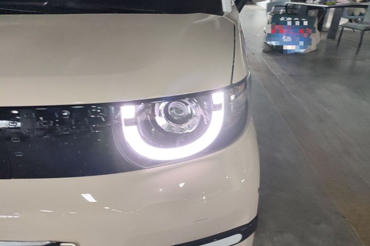 Used Chery QQ Ice Cream 2022 170km Sundae Phosphate Lithium-Ion Left Front Headlight