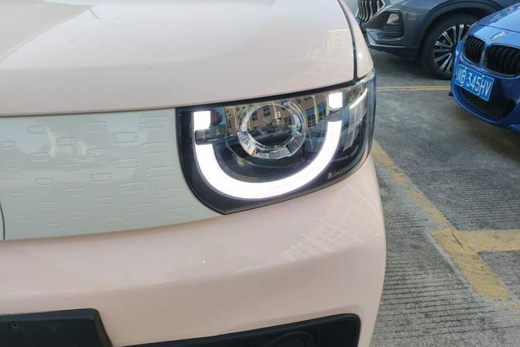 Used Chery QQ Ice Cream 2022 170km Sundae Phosphate Lithium-Ion Left Front Headlight