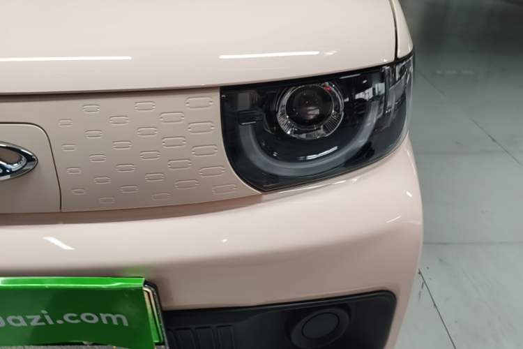 Used Chery QQ Ice Cream 2022 120km Conical Shape Lithium Iron Phosphate Left Front Headlight