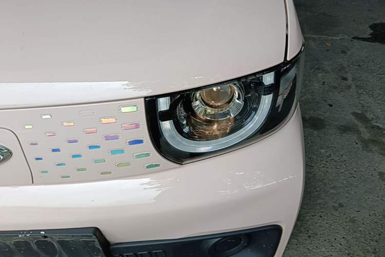 Used Chery QQ Ice Cream 2022 170km Sundae Phosphate Lithium-Ion Left Front Headlight