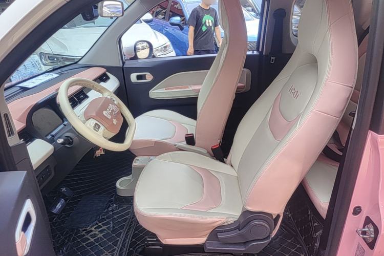 Used Chery QQ Ice Cream 2022 Taohuanxi Sweet Peach Edition Left Front Seat