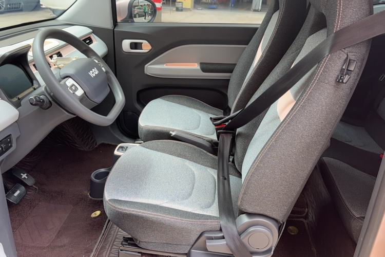 Used Chery QQ Ice Cream 2022 170km Sundae Phosphate Lithium-Ion Left Front Seat