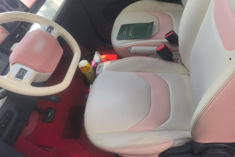Used Chery QQ Ice Cream 2022 Taohuanxi Peach Edition Left Front Seat