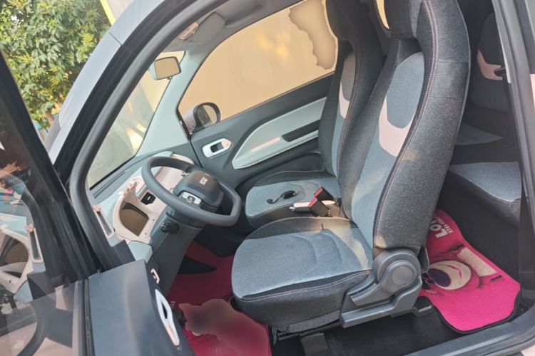 Used Chery QQ Ice Cream 2022 170km Sundae Phosphate Lithium-Ion Left Front Seat